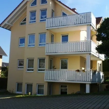Mit Terrasse In Ruhiger Lage